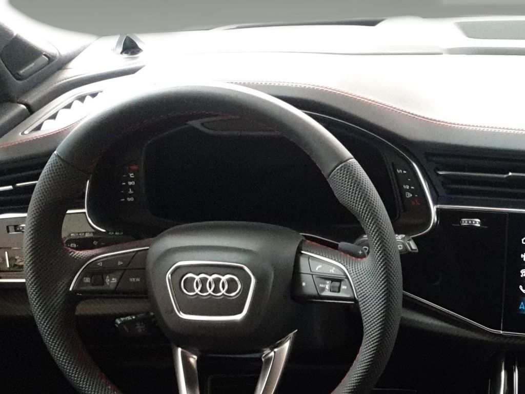 Audi SQ7 2025