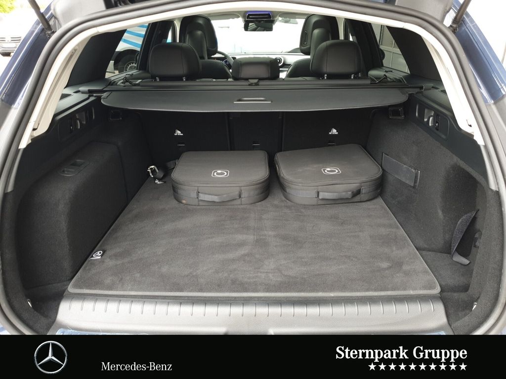 Mercedes-Benz C 300 2025