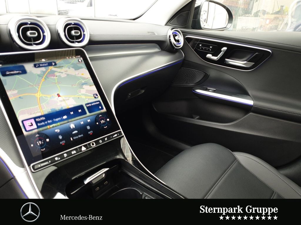 Mercedes-Benz C 300 2025