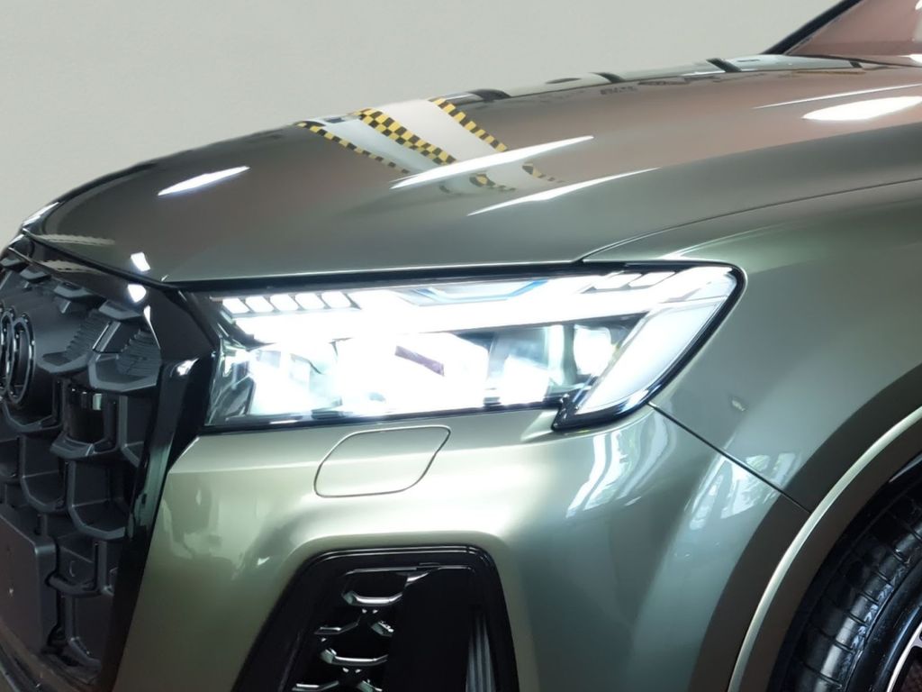 Audi SQ7 2025