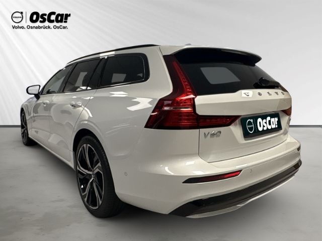 Volvo V60 2025