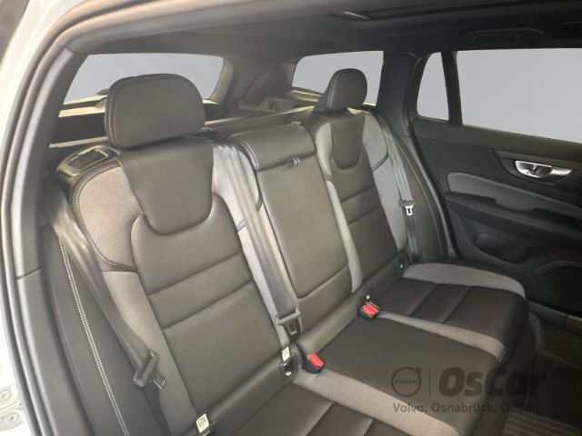 Volvo V60 2025