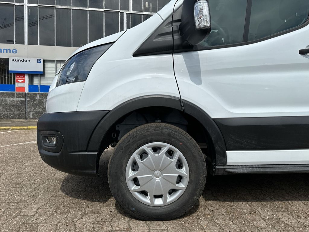 Ford Transit 2023