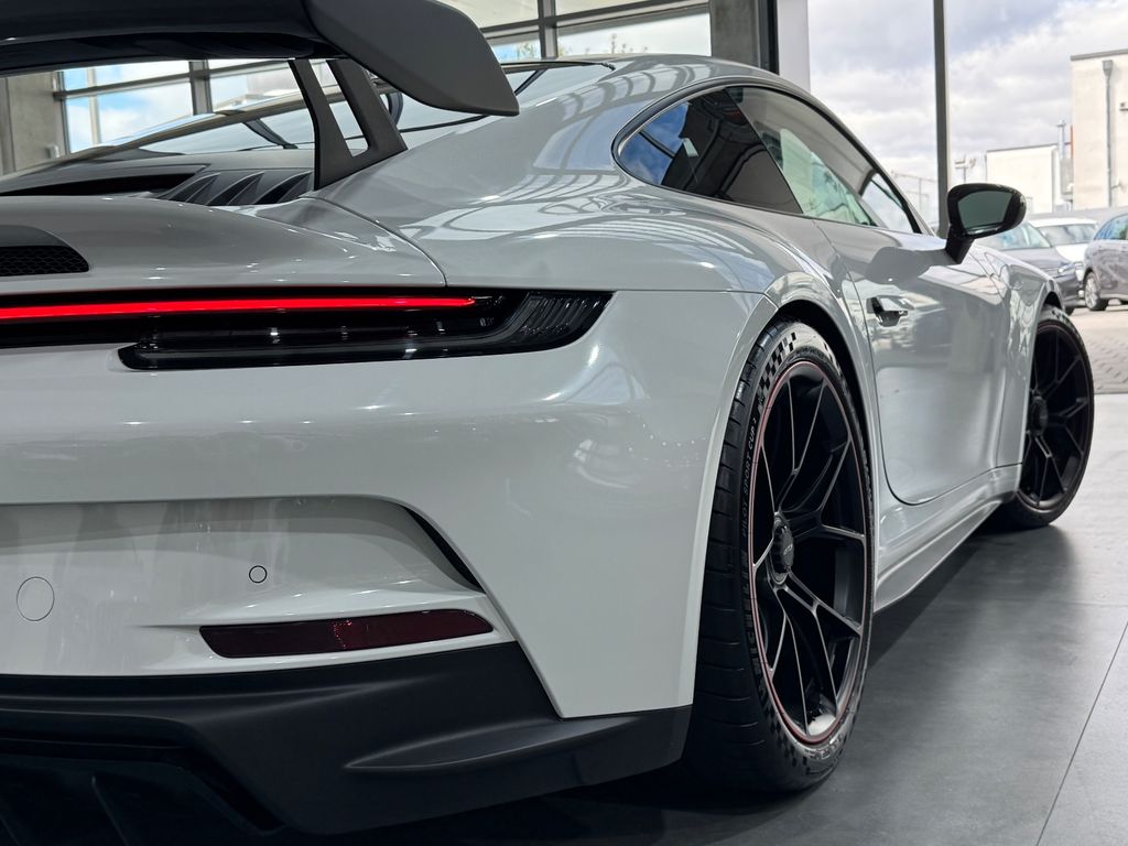 Porsche 992 2022