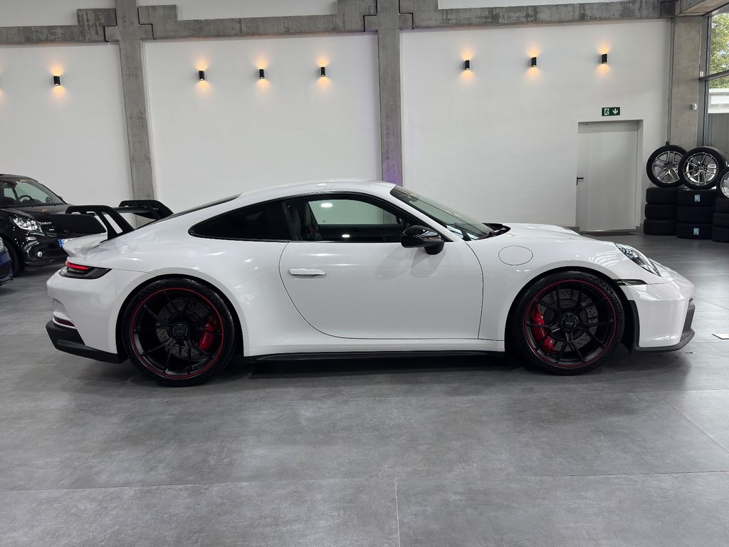 Porsche 992 2022