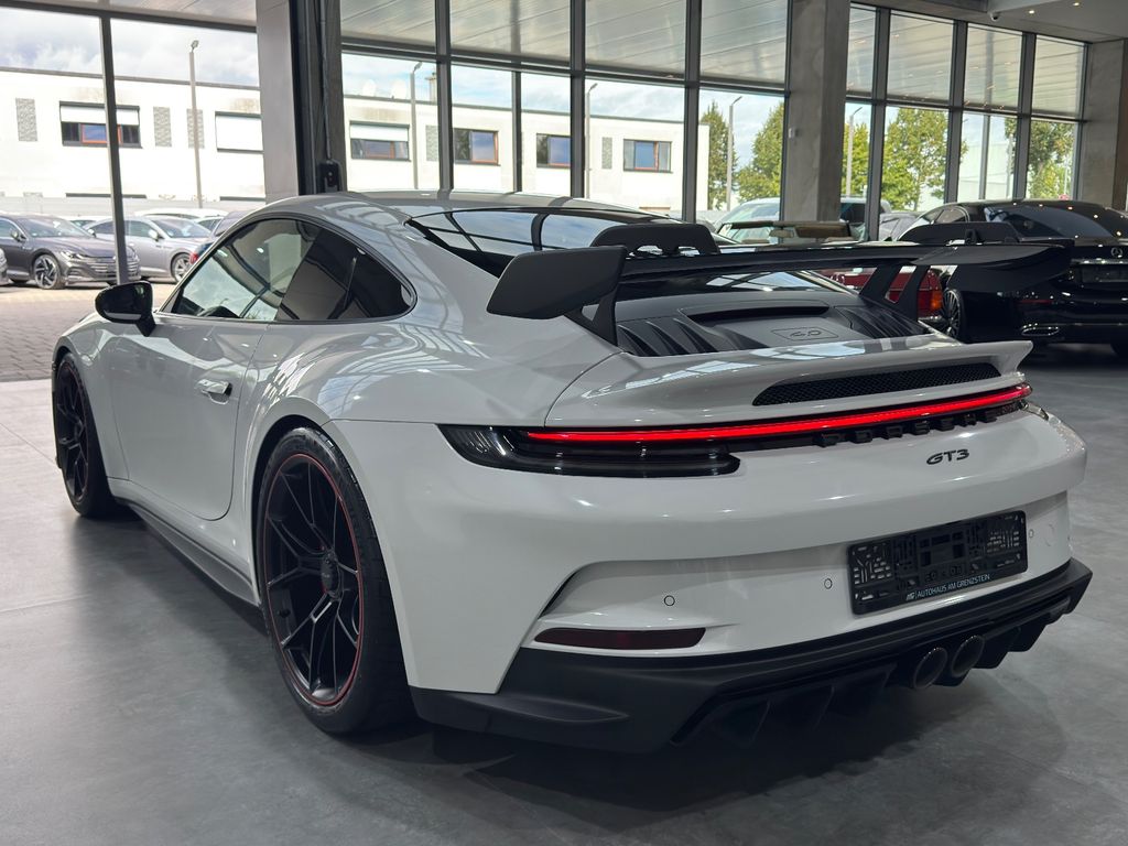 Porsche 992 2022
