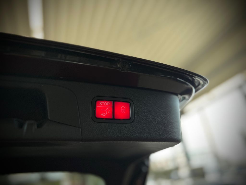 Mercedes-Benz GLC 300 2020