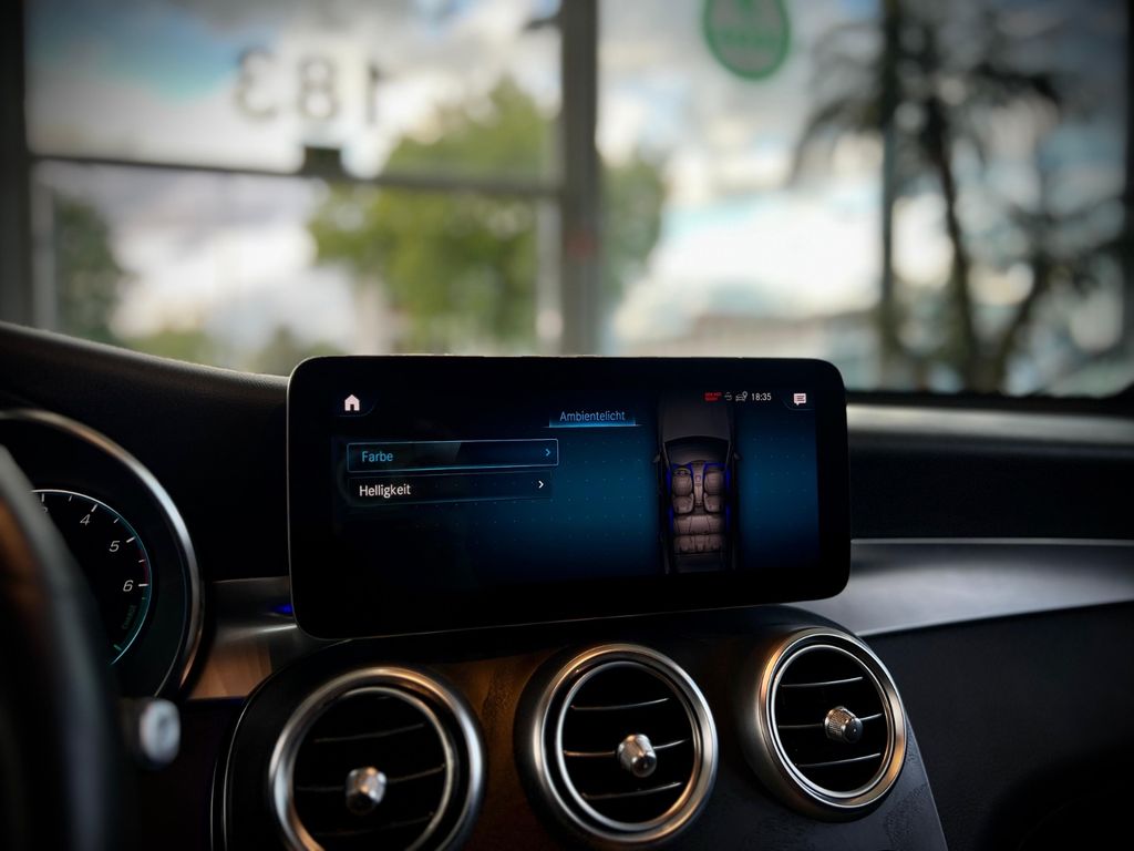 Mercedes-Benz GLC 300 2020