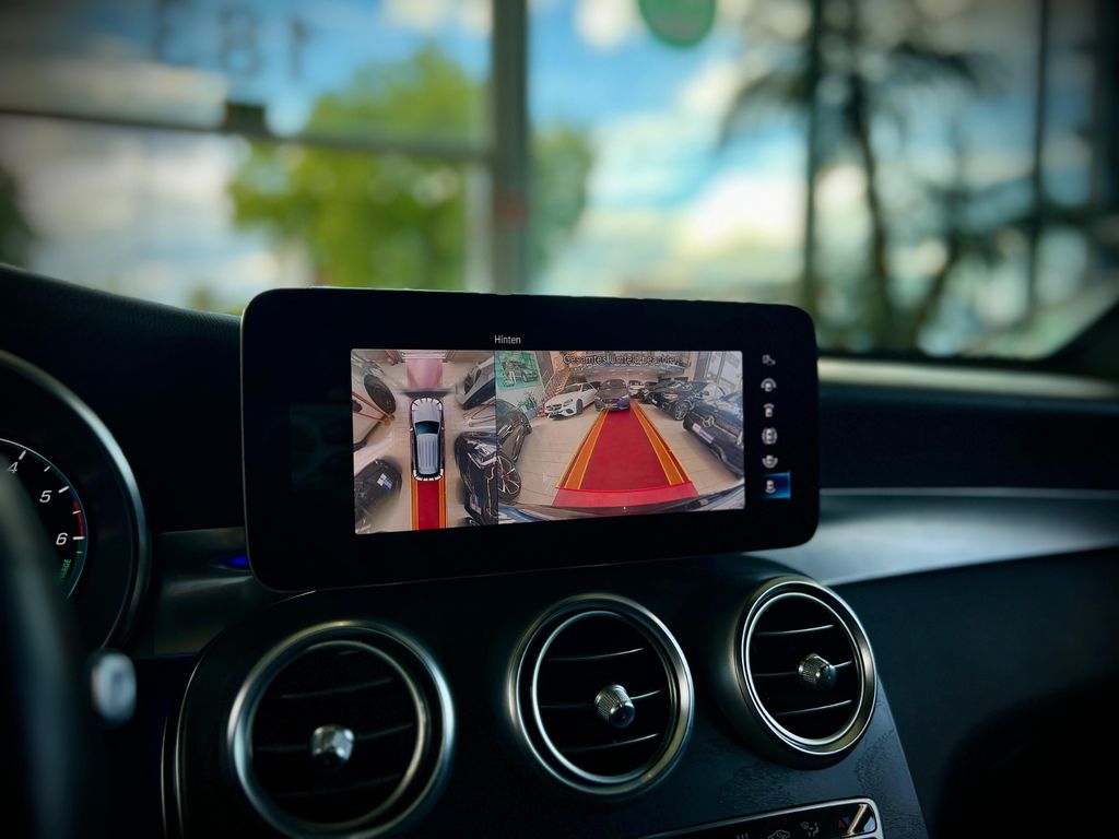 Mercedes-Benz GLC 300 2020