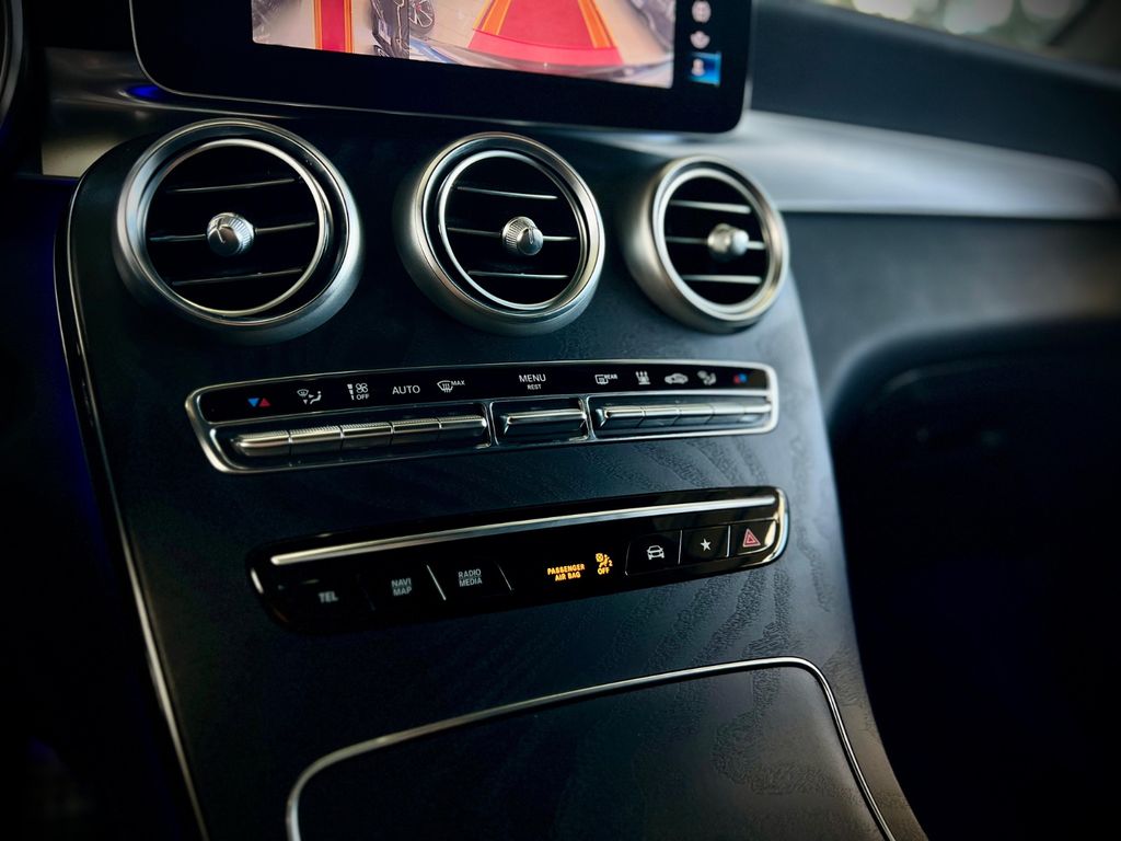 Mercedes-Benz GLC 300 2020