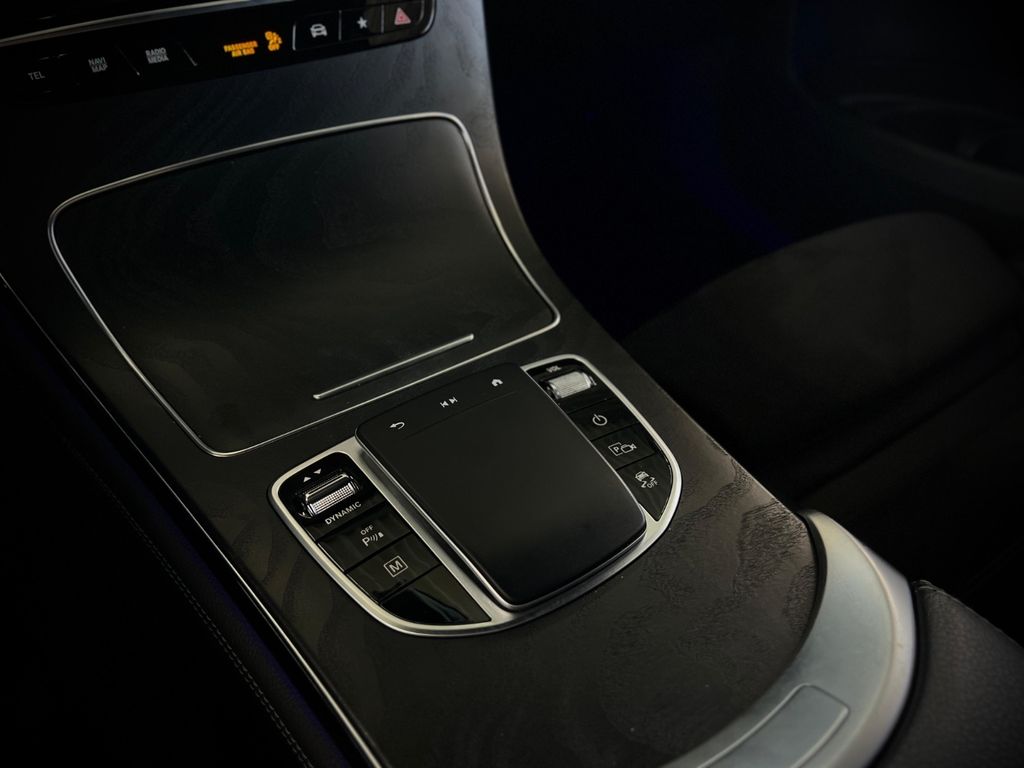 Mercedes-Benz GLC 300 2020