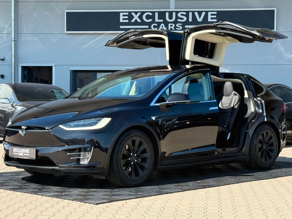 Tesla Model X 2017