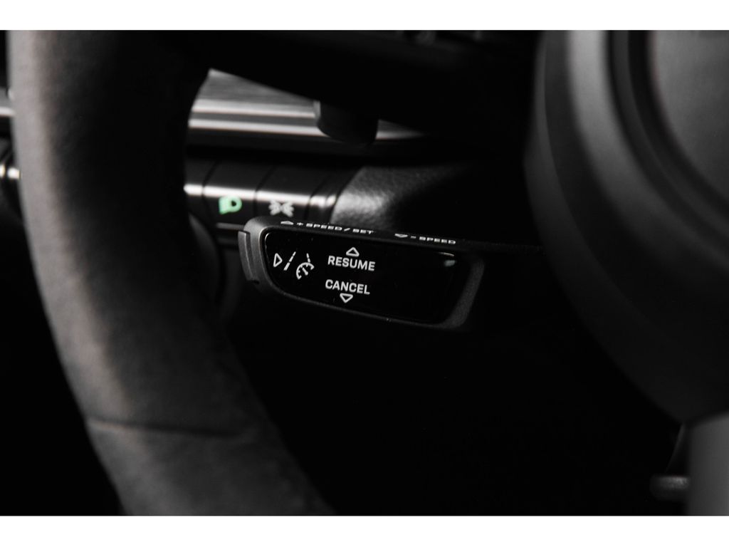 Porsche 992 2024