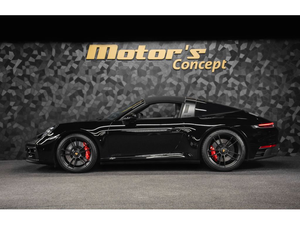Porsche 992 2024