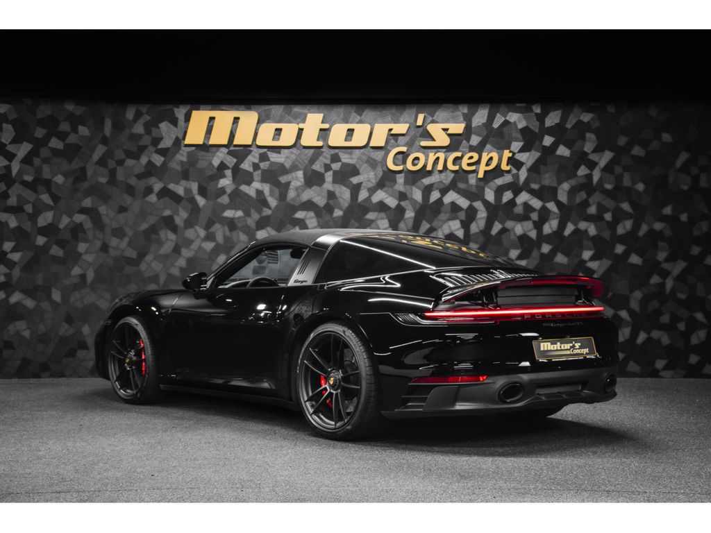 Porsche 992 2024