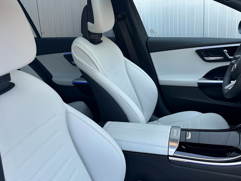 Mercedes-Benz C 200 2025