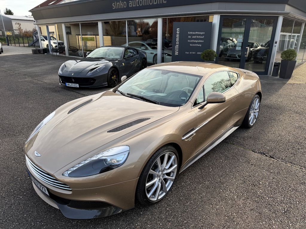 Aston Martin Vanquish 2012