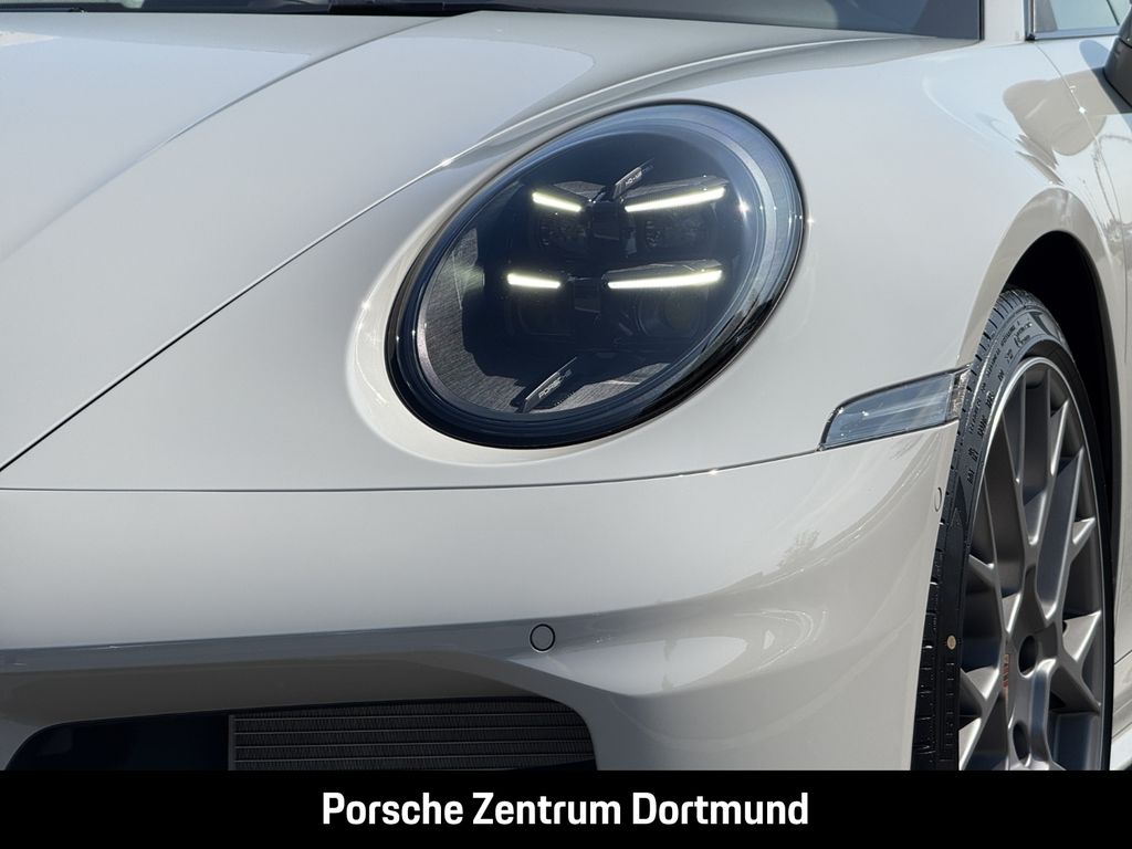 Porsche 992 2025