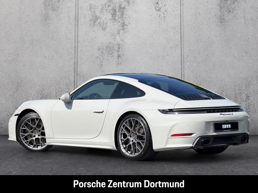 Porsche 992 2025