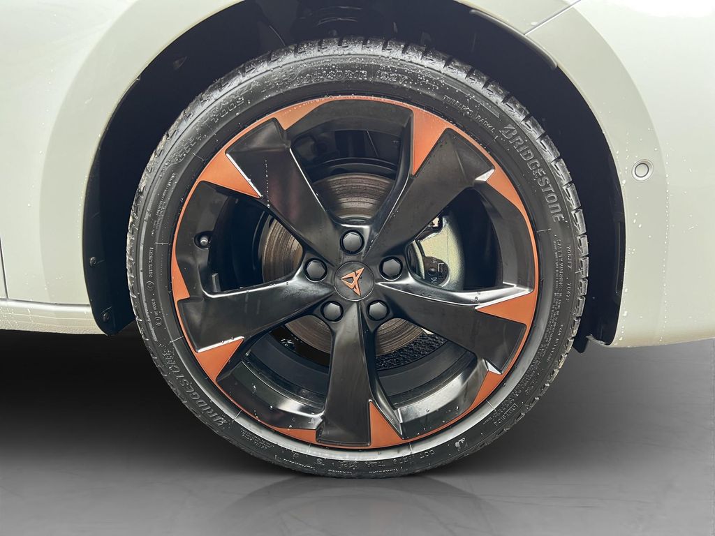Cupra Leon 2025