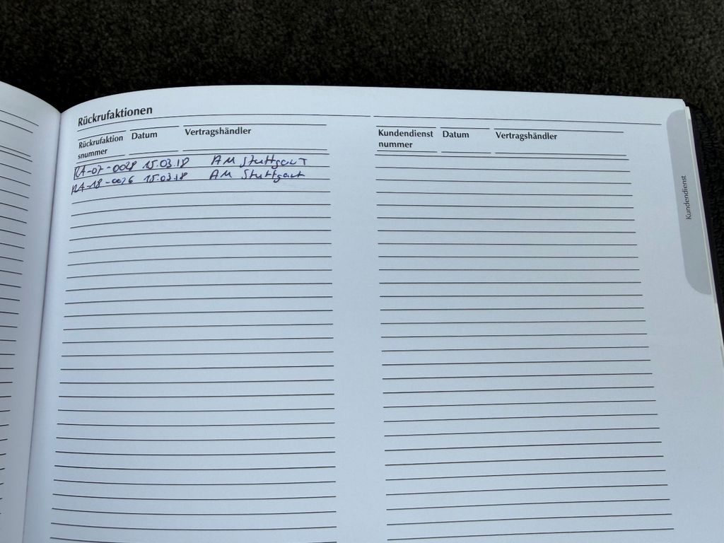 Aston Martin Vanquish 2012