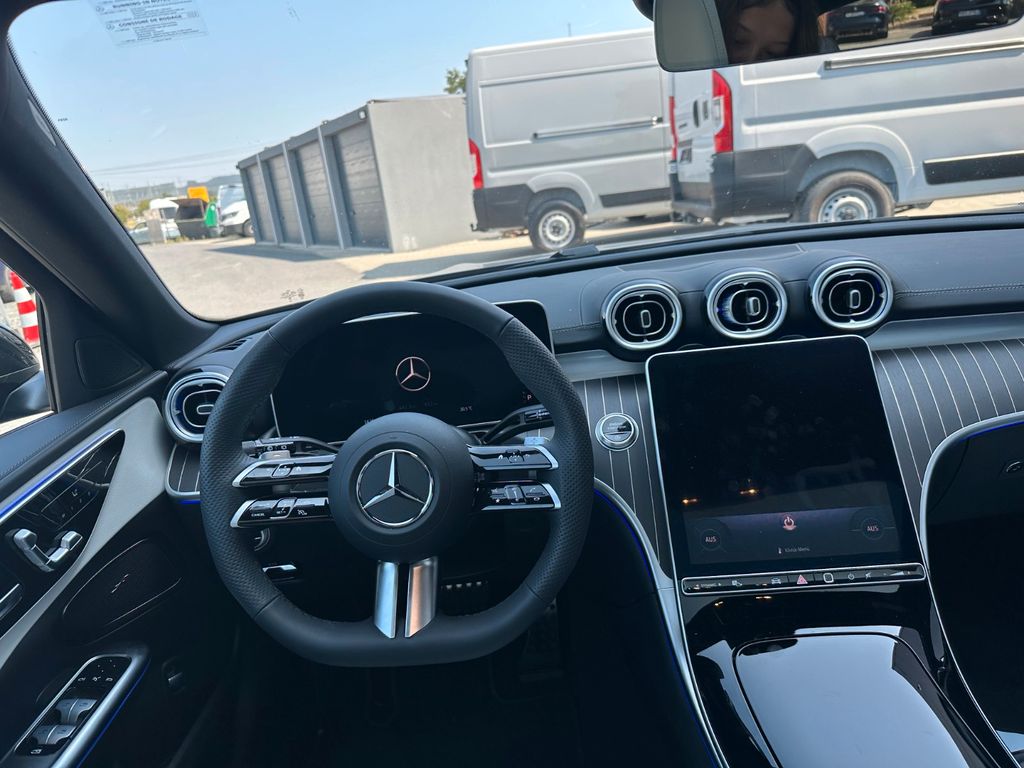 Mercedes-Benz C 200 2025