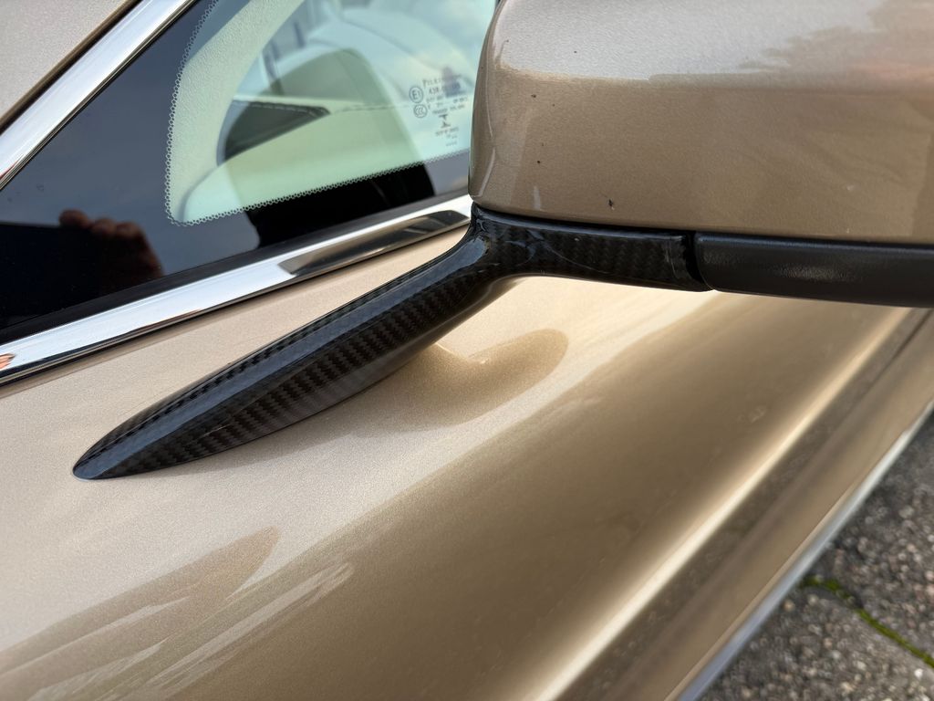 Aston Martin Vanquish 2012