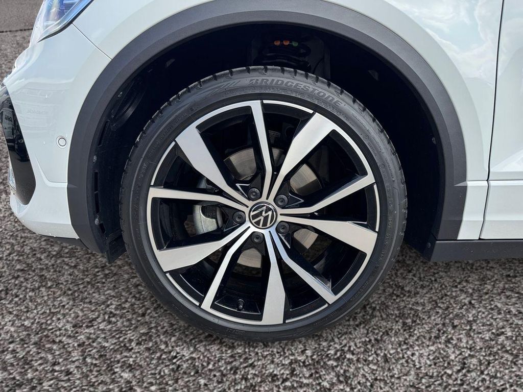 Volkswagen T-Roc 2024