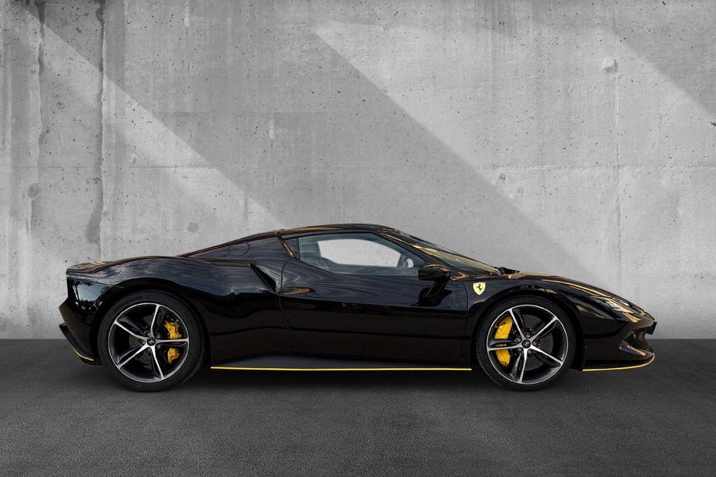 Ferrari 296 GTB 2024