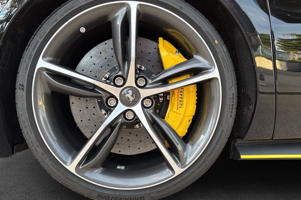 Ferrari 296 GTB 2024