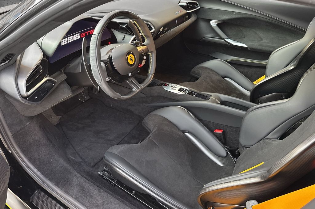 Ferrari 296 GTB 2024