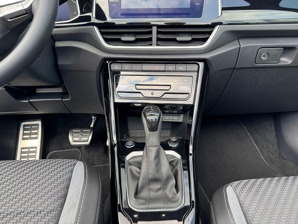 Volkswagen T-Roc 2024