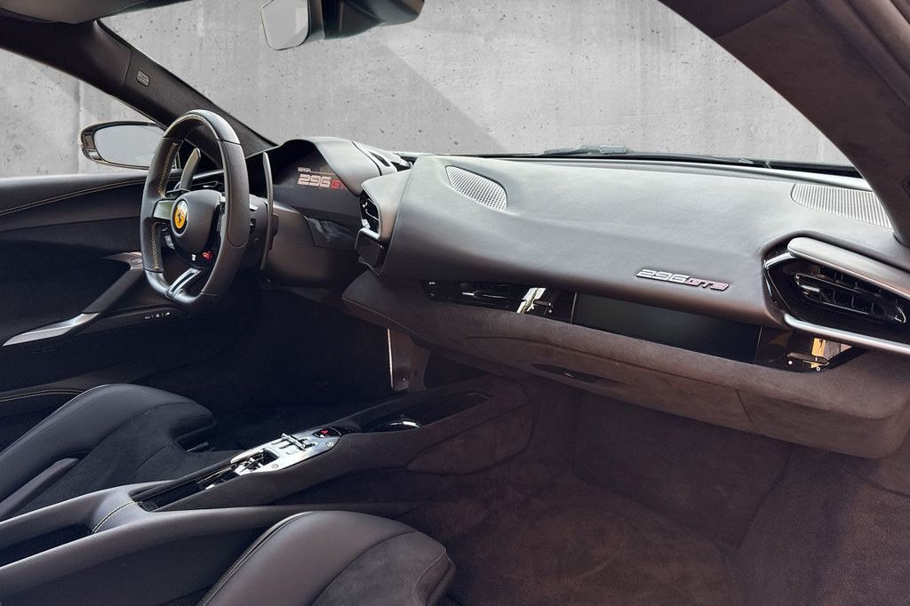 Ferrari 296 GTB 2024