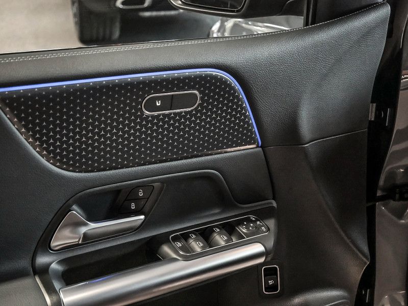 Mercedes-Benz B 200 2025