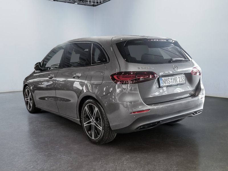 Mercedes-Benz B 200 2025