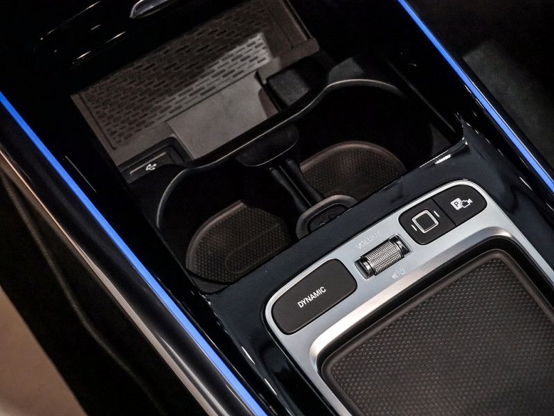 Mercedes-Benz B 200 2025