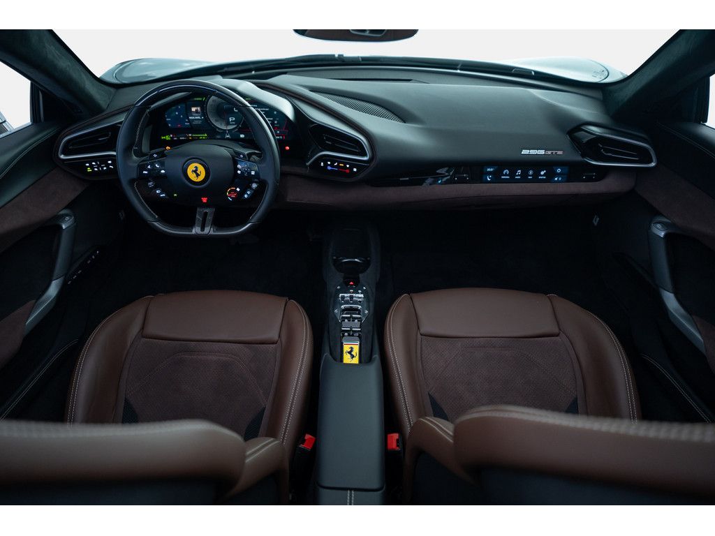 Ferrari 296 GTS 2024
