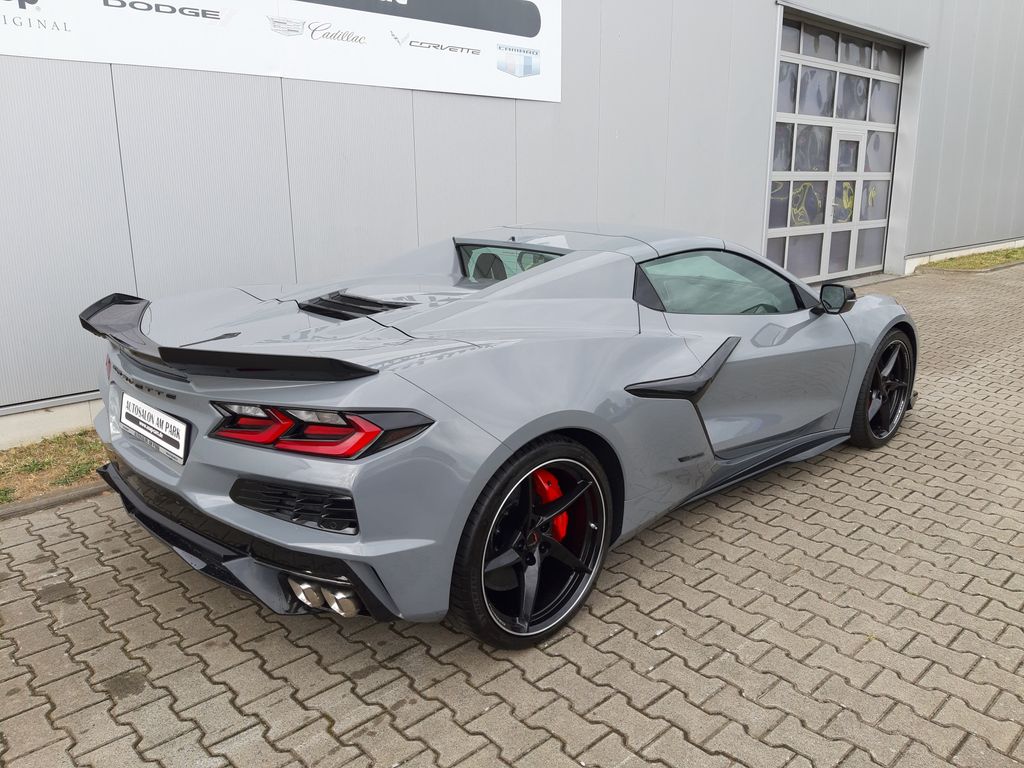 Corvette C8
