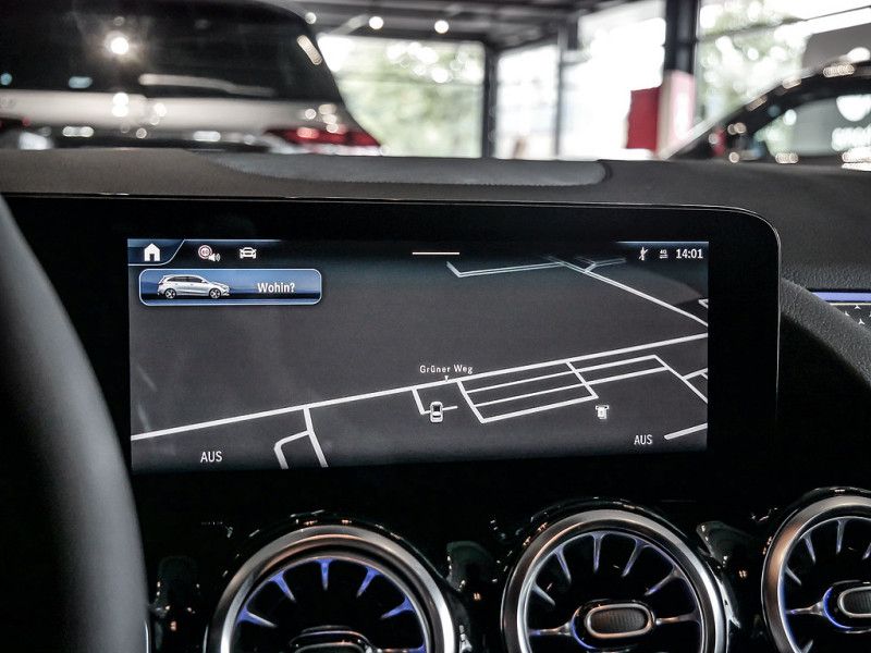 Mercedes-Benz B 200 2025