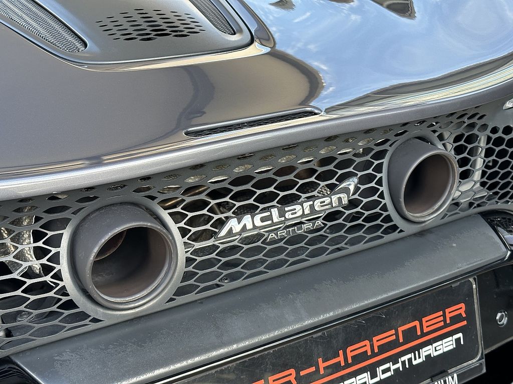 McLaren Artura 2023