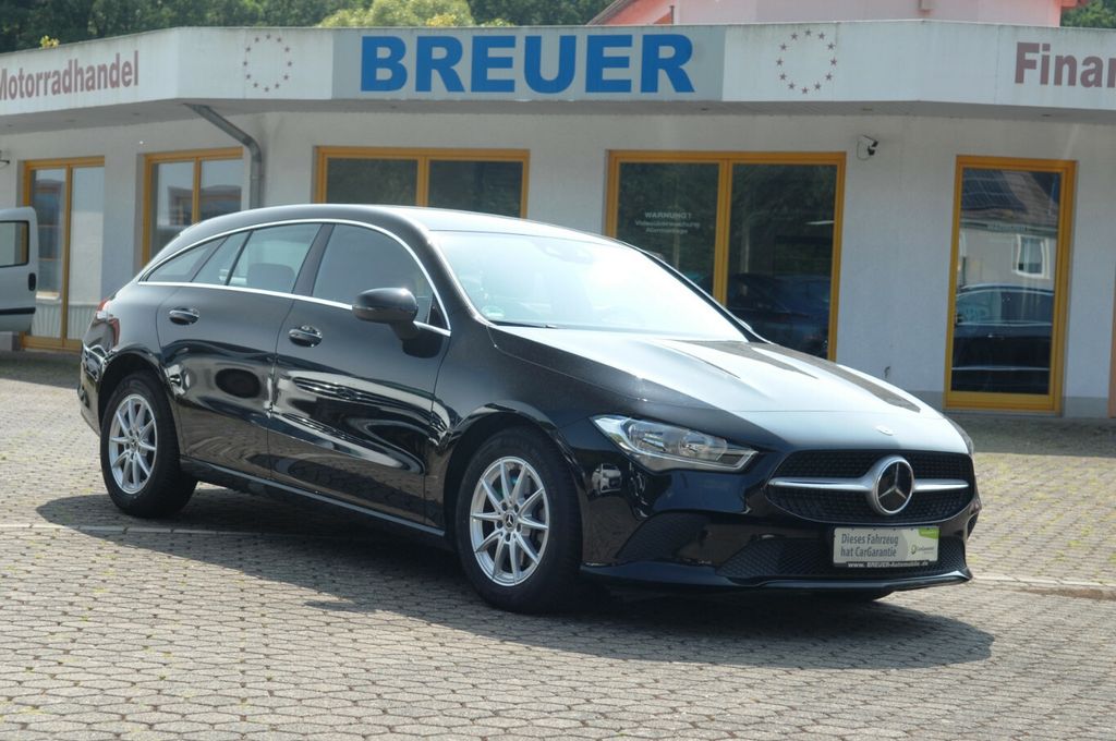 Mercedes-Benz CLA 200 Shooting Brake 2023