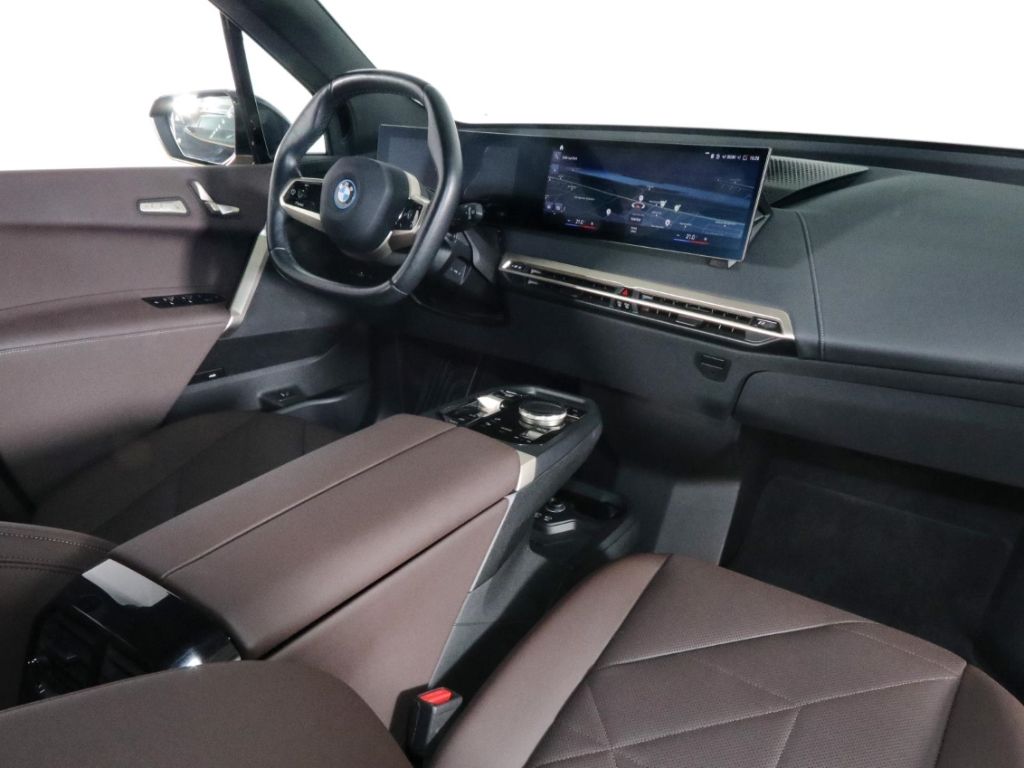 BMW iX 2022