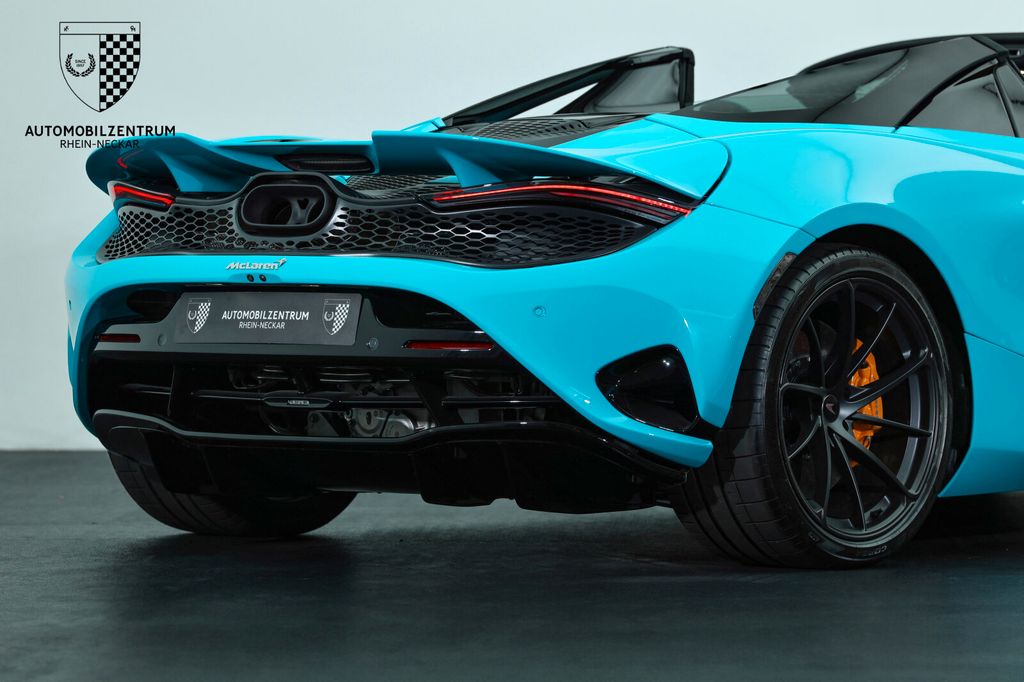 McLaren 750S