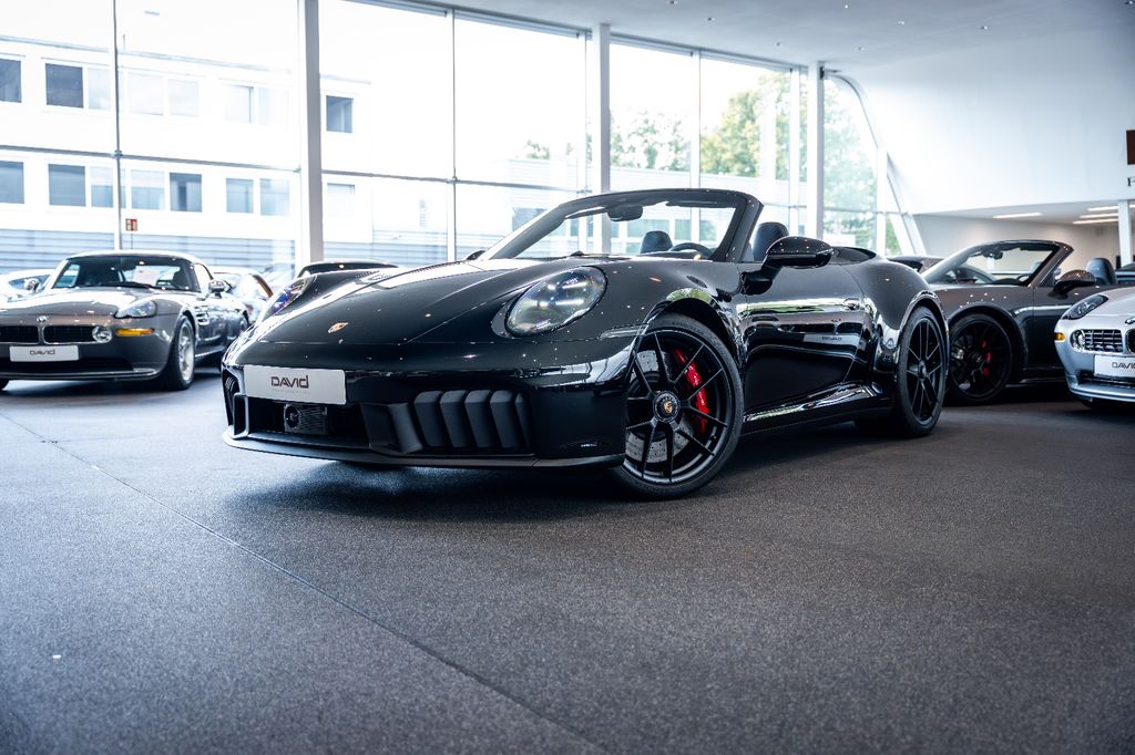 Porsche 992 2025