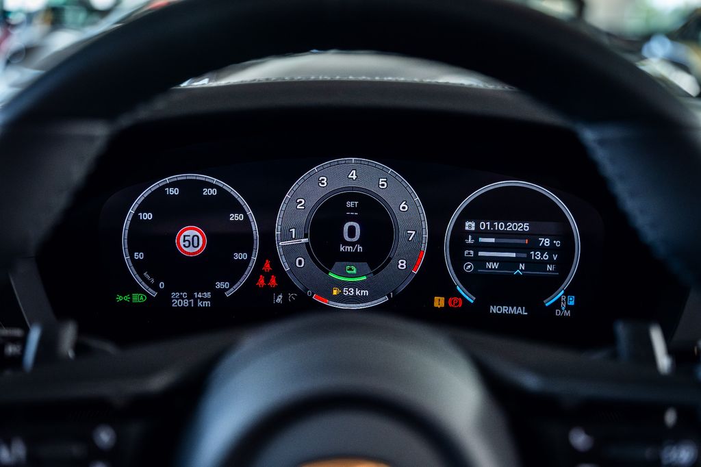 Porsche 992 2025