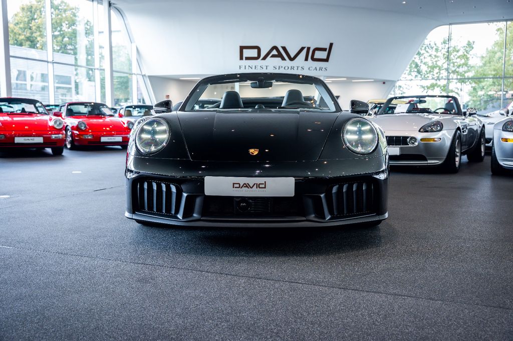 Porsche 992 2025