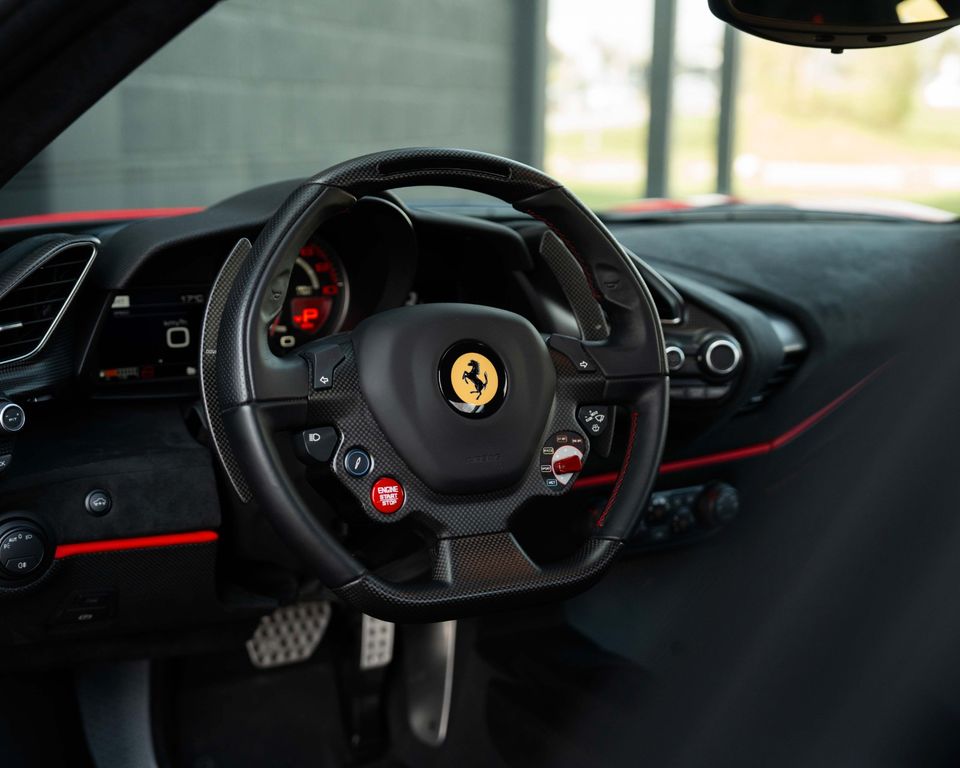 Ferrari 488 Pista 2019