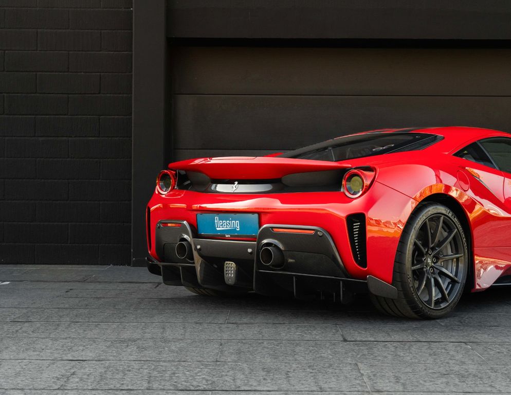 Ferrari 488 Pista 2019