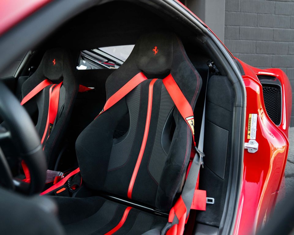 Ferrari 488 Pista 2019