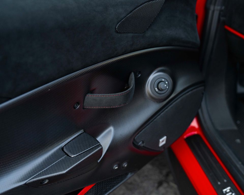 Ferrari 488 Pista 2019